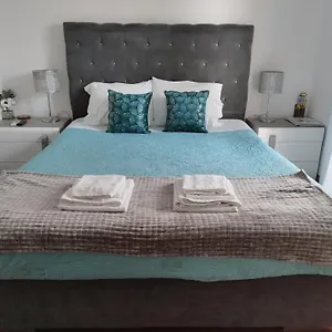 alexia-room.madeira-islandshotels.com/